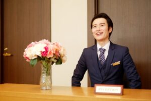 ホテルスタッフとの連携体制の構築